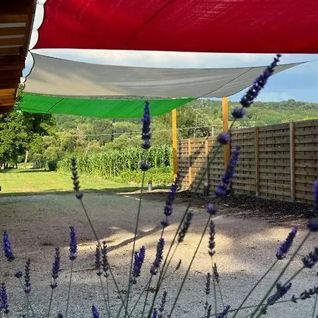 アパート Csomopont Csaladi Vendeghaz