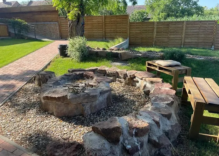 アパート Csomopont Csaladi Vendeghaz *