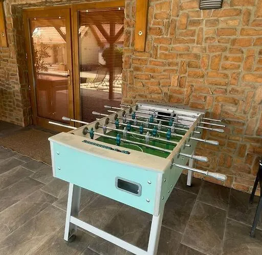 Csomopont Csaladi Vendeghaz *